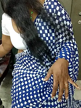 Nikitha_telugu's cam snapshot