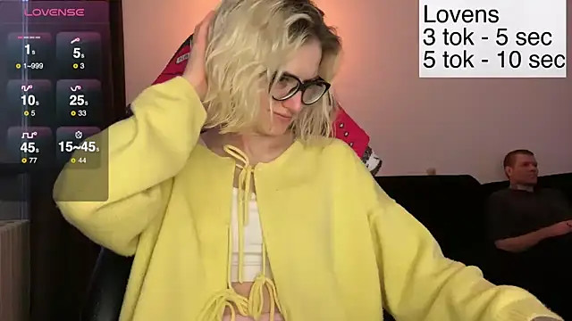 Sexy_Sweets's cam snapshot