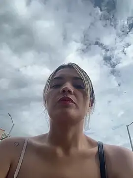 Sarita-candy's cam snapshot