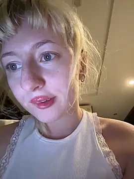 RonnieKiss's cam snapshot