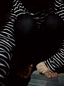 LyLy_0000's cam snapshot