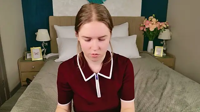 Alida_Brice's cam snapshot