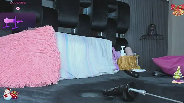 levana1's cam snapshot