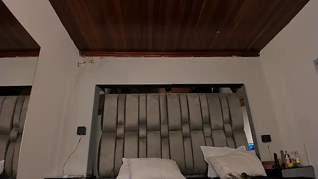 NikkySmiith's cam snapshot