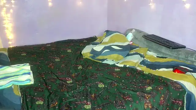 wilmaassylum's cam snapshot