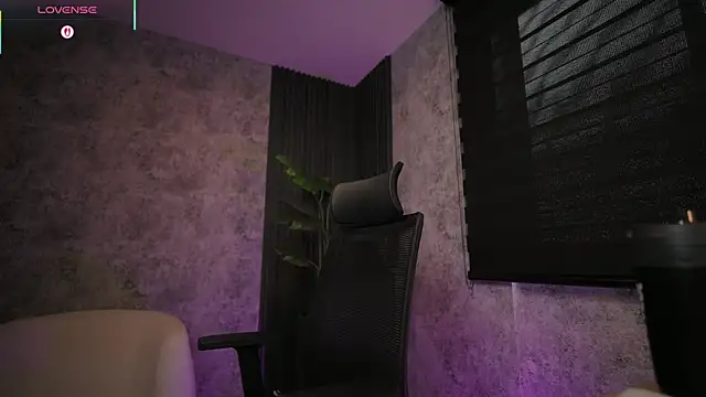 AmyWalker_'s cam snapshot