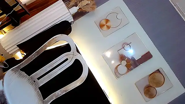 DickforlillyPetite live sex cam