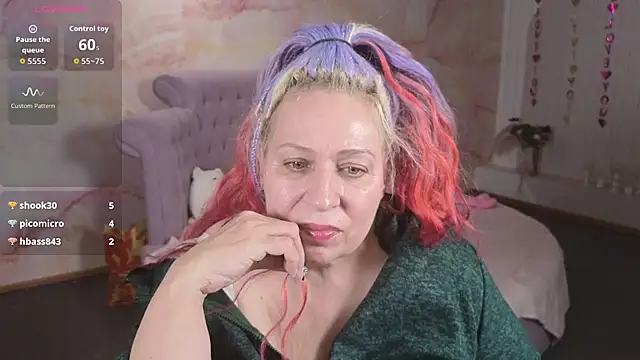 Penelope_Pinky's cam snapshot