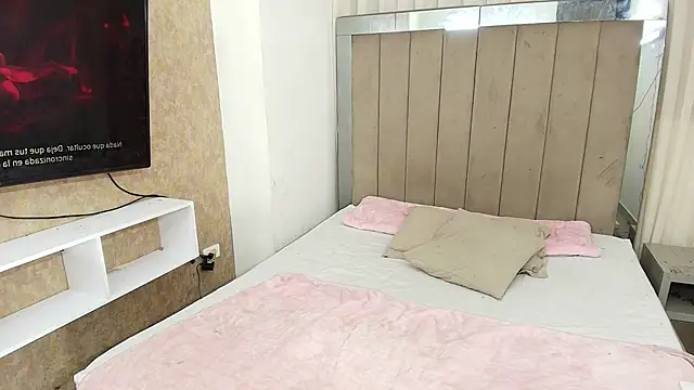 sexy_melany_xxx's cam snapshot