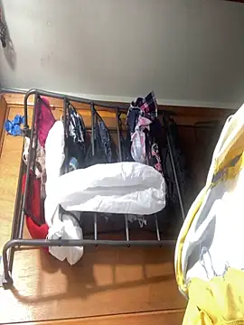 gurlnips live sex cam