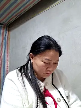 yoowwmr's cam snapshot