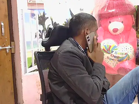 HotXKrish's cam snapshot