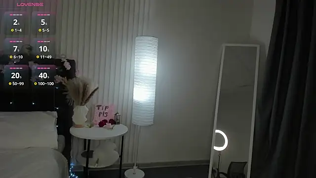 Agnia_White's cam snapshot