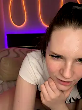 Mila-Jasmin's cam snapshot