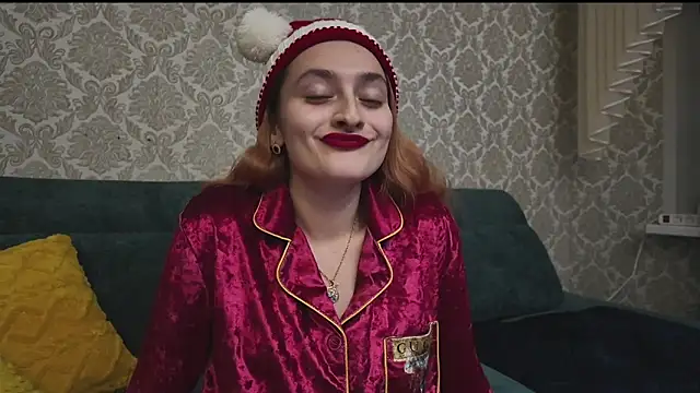 SweetLiaison's cam snapshot