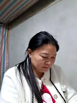 yoowwmr's cam snapshot