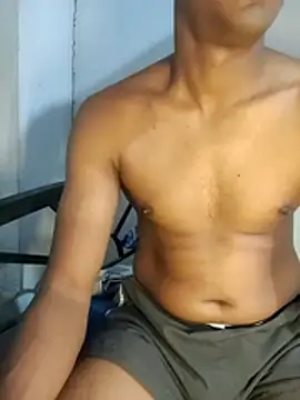 Jordipolla9inchesplus live sex cam