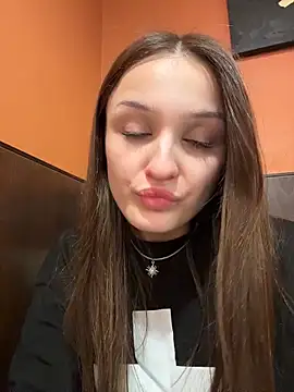 ErikaMuse's cam snapshot