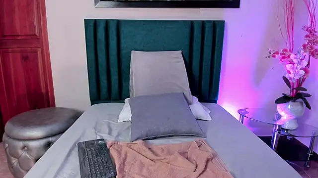 SamantaVee's cam snapshot