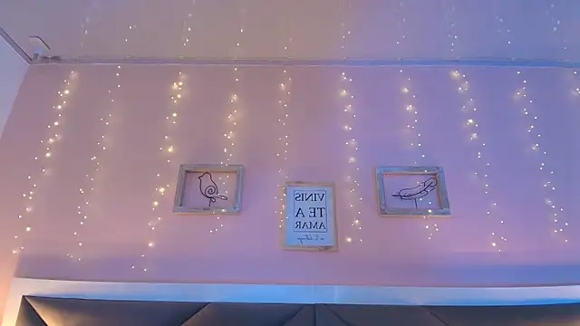 lilly_rohan's cam snapshot