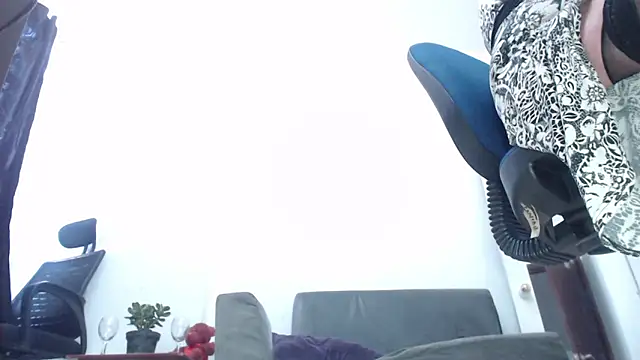 ande-24sexy's cam snapshot