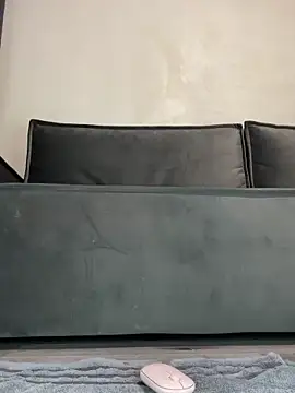 alicefrail's cam snapshot