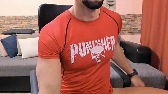 HotHunkTrainer live sex cam