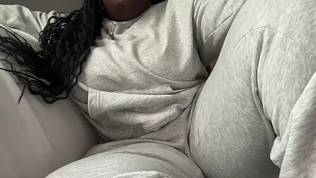 nanaisbackk live sex cam