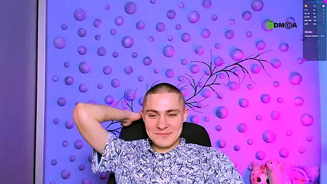 thomas_crow_'s cam snapshot