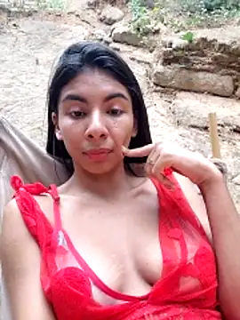 chaparritahot99's cam snapshot