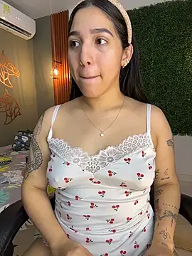 Amandanauty live sex cam