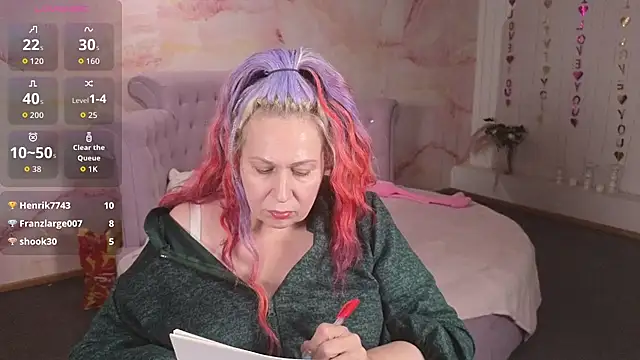 Penelope_Pinky's cam snapshot