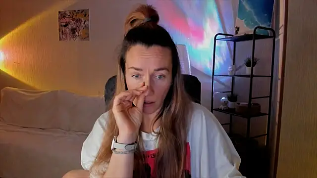 RebeccaMartinez live sex cam