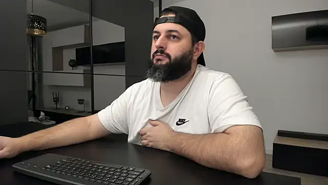 DravenPeak live sex cam