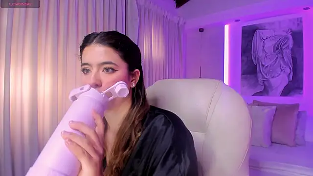 nathalie_rivers's cam snapshot