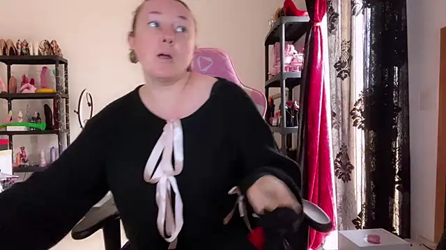 kisicaxx live sex cam