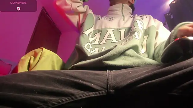 s_sven03 live sex cam