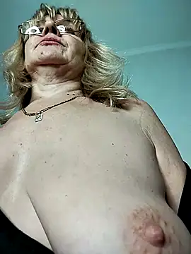 gentleblonde's cam snapshot