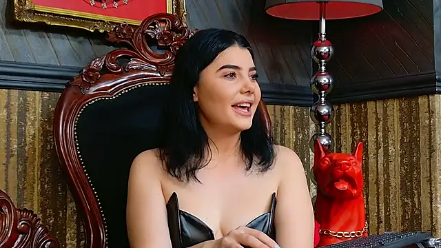 MistressEly's cam snapshot