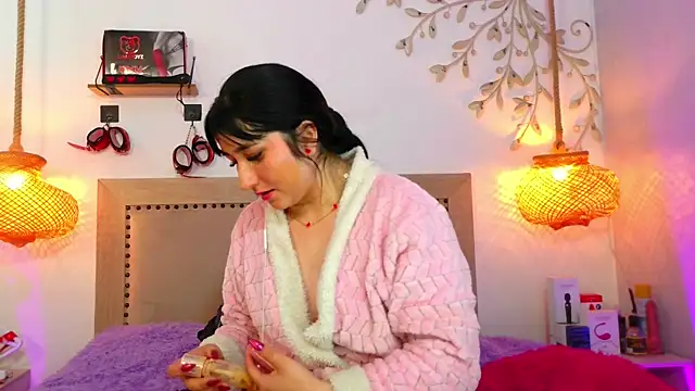 Daphnee-x's cam snapshot