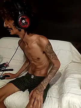 theyllorwillian's cam snapshot