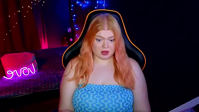 Adele_Moor_'s cam snapshot