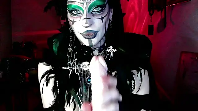 EmpressMorrigan's cam snapshot