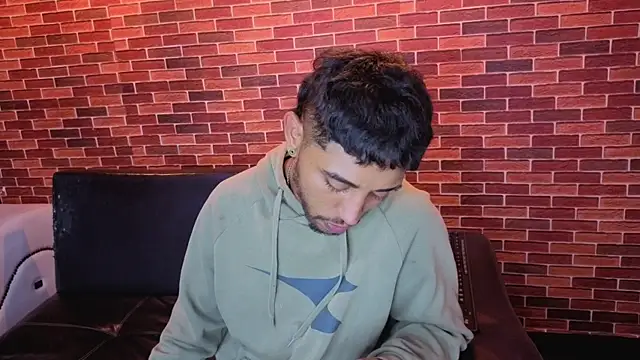 Annyeli live sex cam