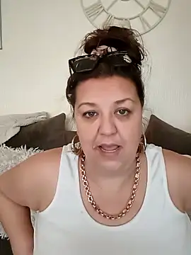 Nova-WiseX's cam snapshot