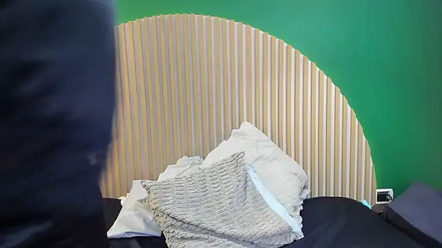 taylor_bennet's cam snapshot