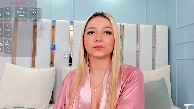 celeste_laureent's cam snapshot