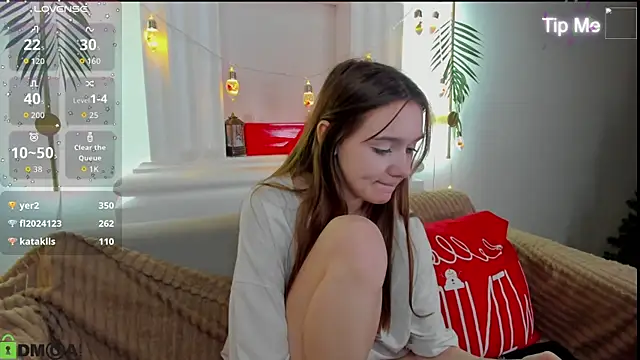 Lesi_Moonie01's cam snapshot