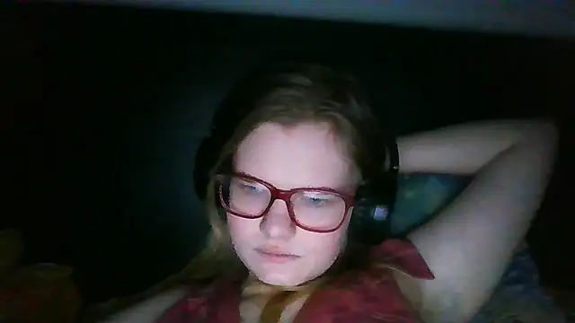 Moonolighta's cam snapshot