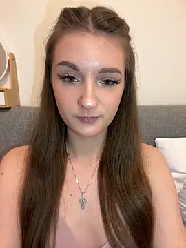 AdelinaEmber's cam snapshot